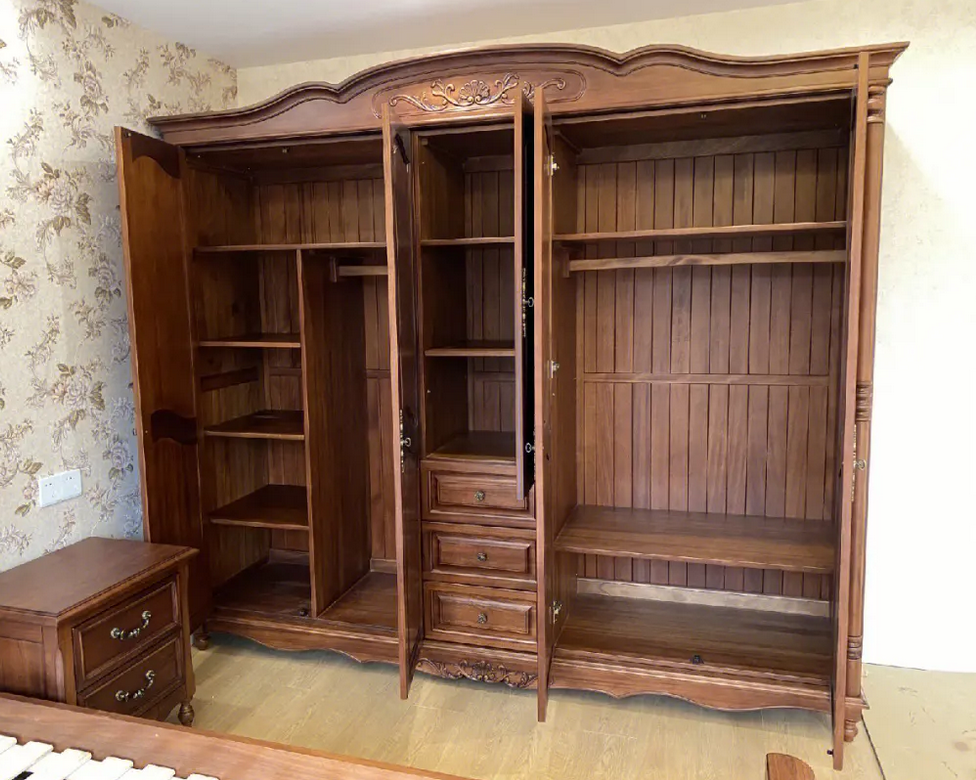 实木衣柜